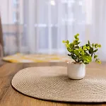The Cozy Nest - Modern 1br With Balcony By Flat Mаnager Apartment *